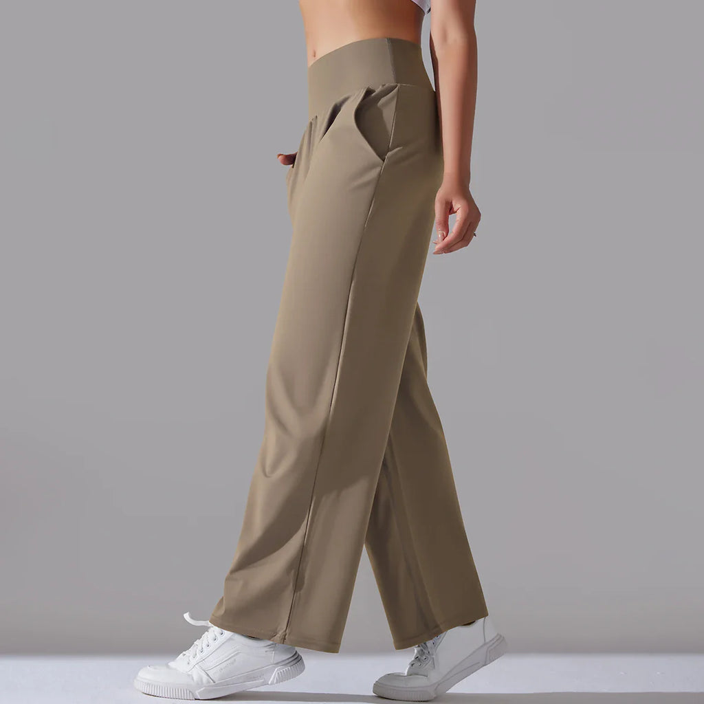 Lilia Motion Yoga Pants